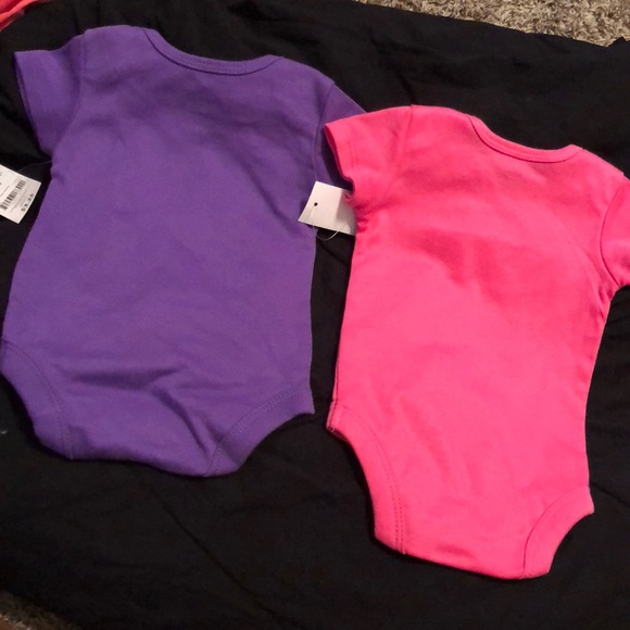 Baby onesies - Picture 2 of 2